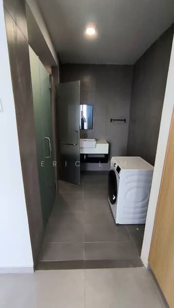 Service Residence for Sale at YOLO Signature Suites - Eric Lim - Bathroom - PropertyGuru.com.my