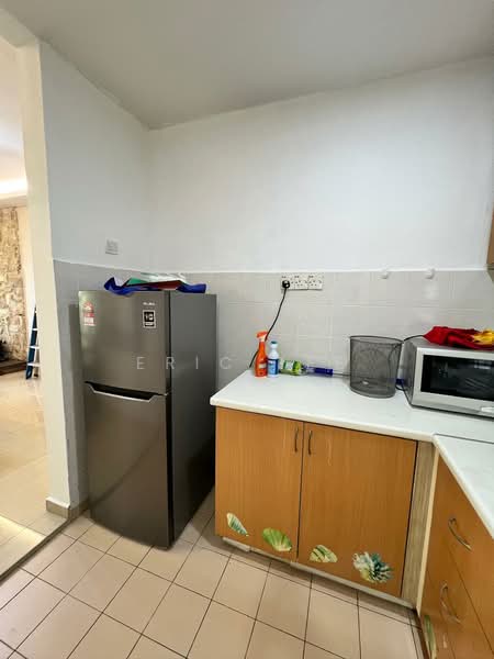 Apartment for Sale at Impian Senibong Residences - Eric Tee - Kitchen - PropertyGuru.com.my