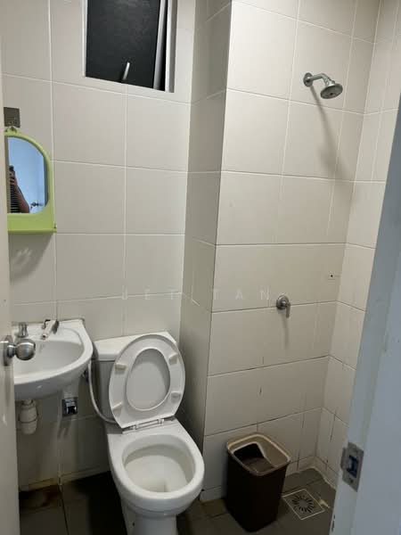 Kondominium untuk Dijual di Sky Awani Residensi 1 - Jet Tan - Bathroom - PropertyGuru.com.my