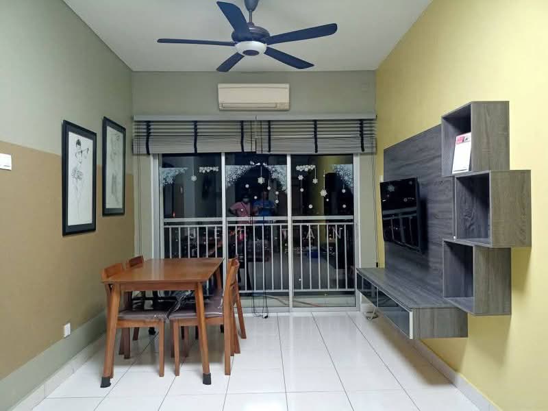 Kondominium untuk Disewa di Sky Awani Residensi 1 - Jet Tan - Living Room - PropertyGuru.com.my