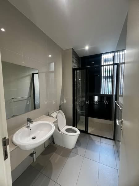Terraced House for Rent in Damansara Perdana (Selangor) - Jovee Chow - Bathroom - PropertyGuru.com.my