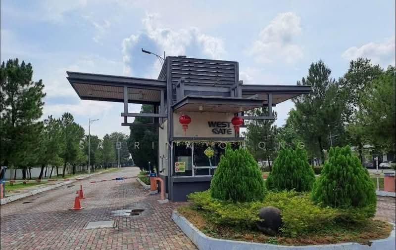 3-storey Terraced House for Sale in D'Island (Puchong) - Sabrina Chong - Exterior - PropertyGuru.com.my