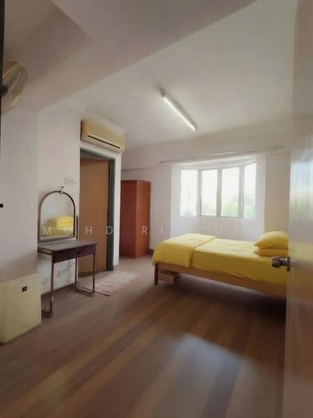 Pangsapuri untuk Dijual di Tasik Heights Apartment - Mohd Ridzuan - Bedroom - PropertyGuru.com.my