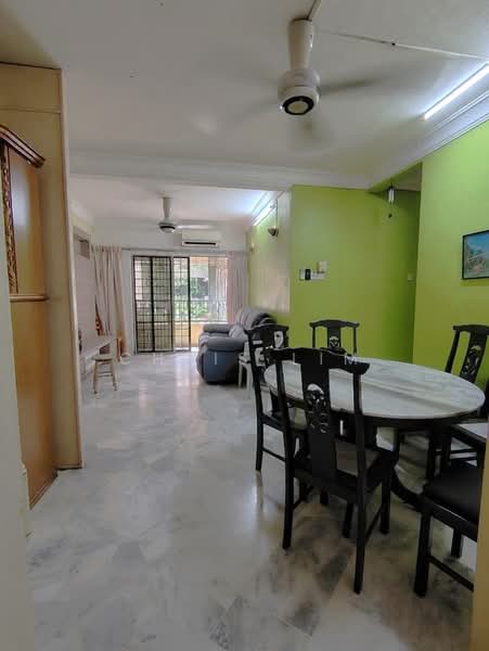 Apartment for Sale at 1A Pinang - Chris Lim - Living Room - PropertyGuru.com.my