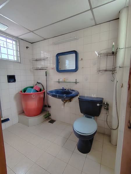 Apartment for Sale at 1A Pinang - Chris Lim - Bathroom - PropertyGuru.com.my