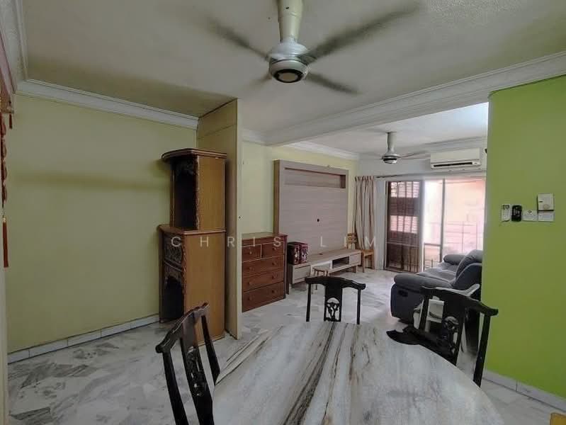 Apartment for Sale at 1A Pinang - Chris Lim - Living Room - PropertyGuru.com.my