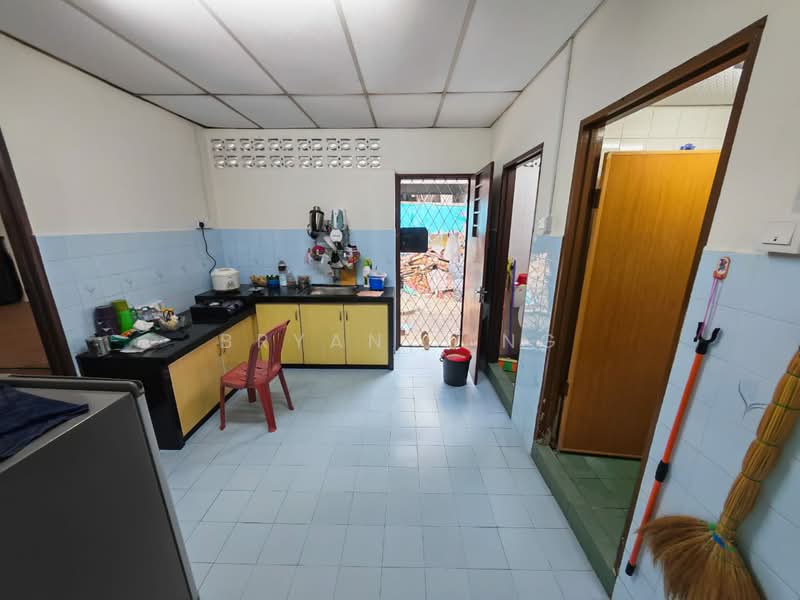 2-storey Terraced House for Sale in Ayer Itam (Penang) - Bryan H'ng - Kitchen - PropertyGuru.com.my