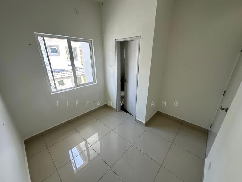 2-storey Terraced House for Sale in Taman Kundang Jaya (Rawang) - Tiffany Yang - PropertyGuru.com.my