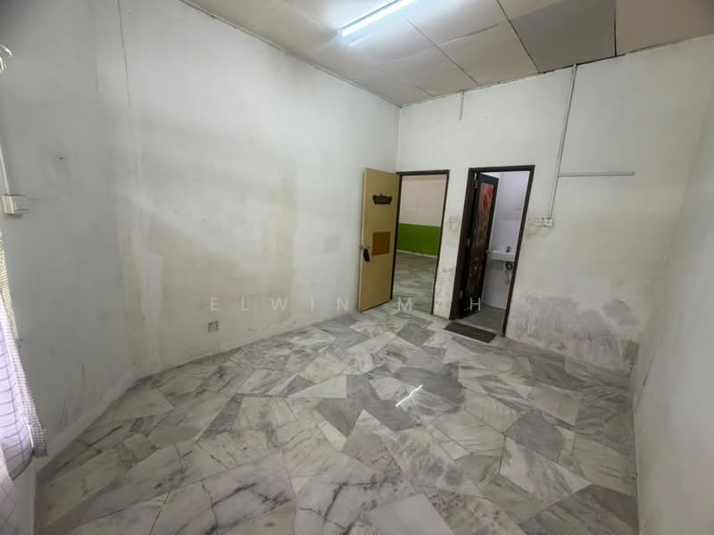 1-storey Terraced House for Sale in Taman Velox (Rawang) - Elwin Mah - Interior - PropertyGuru.com.my