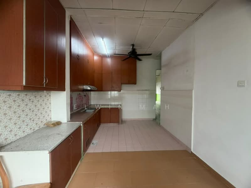 1-storey Terraced House for Sale in Taman Velox (Rawang) - Elwin Mah - Kitchen - PropertyGuru.com.my