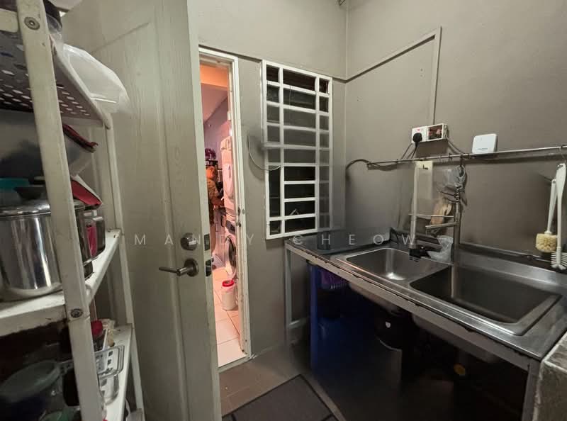 2-storey Terraced House for Sale in Kota Emerald (Rawang) - Mandy Cheow - Kitchen - PropertyGuru.com.my