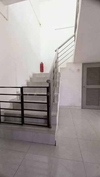 2-storey Terraced House for Rent in Bandar Seri Putra (Bangi) - Sya Rusli - Corridor - PropertyGuru.com.my