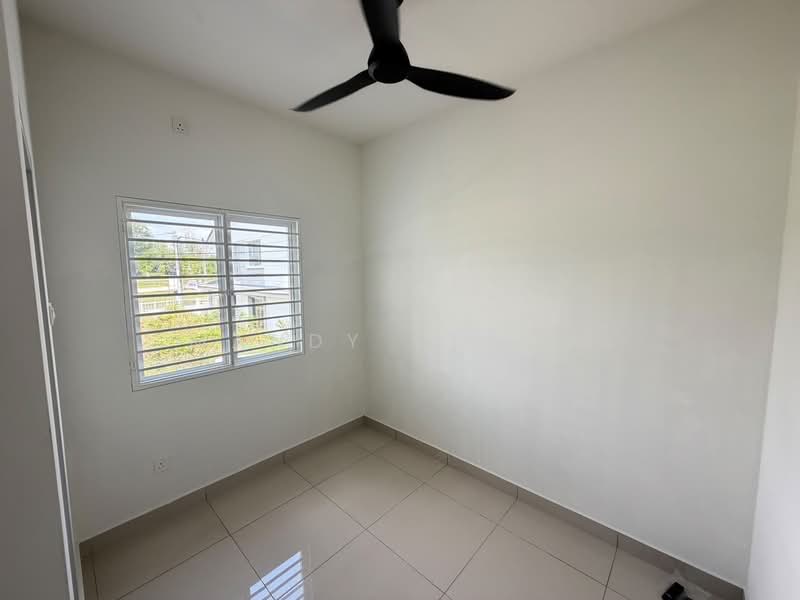 Rumah Teres 2 Tingkat untuk Disewa di Taman Kundang Jaya (Rawang) - Mandy Cheow - Bedroom - PropertyGuru.com.my