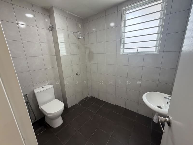 Rumah Teres 2 Tingkat untuk Disewa di Taman Kundang Jaya (Rawang) - Mandy Cheow - Bathroom - PropertyGuru.com.my