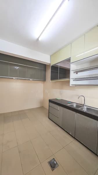 2-storey Terraced House for Sale in Taman Puncak Jalil (Seri Kembangan) - Frances Liew - Kitchen - PropertyGuru.com.my