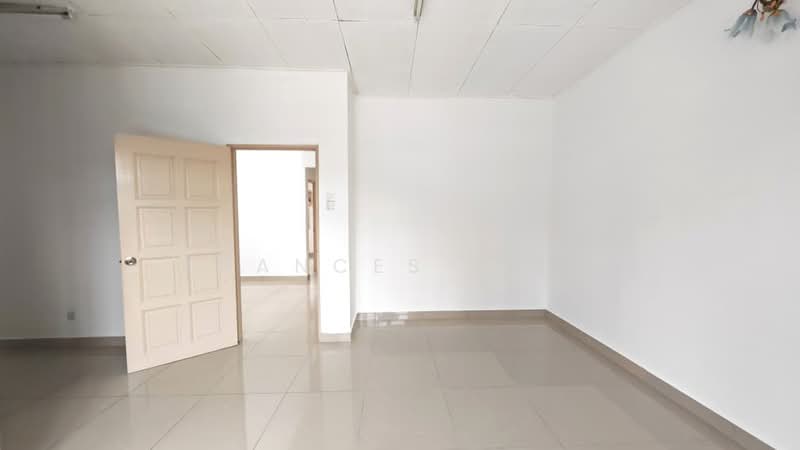 2-storey Terraced House for Sale in Taman Puncak Jalil (Seri Kembangan) - Frances Liew - Interior - PropertyGuru.com.my