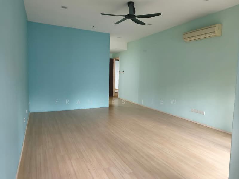 3-storey Terraced House for Sale in Taman Puncak Jalil (Seri Kembangan) - Frances Liew - Living Room - PropertyGuru.com.my