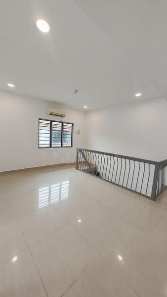 2-storey Terraced House for Sale in Taman Universiti Indah (Seri Kembangan) - Frances Liew - Interior - PropertyGuru.com.my