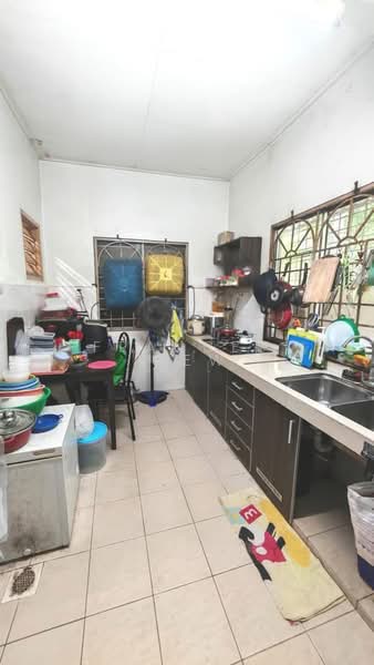2-storey Terraced House for Sale in Taman Puncak Jalil (Seri Kembangan) - Frances Liew - Kitchen - PropertyGuru.com.my