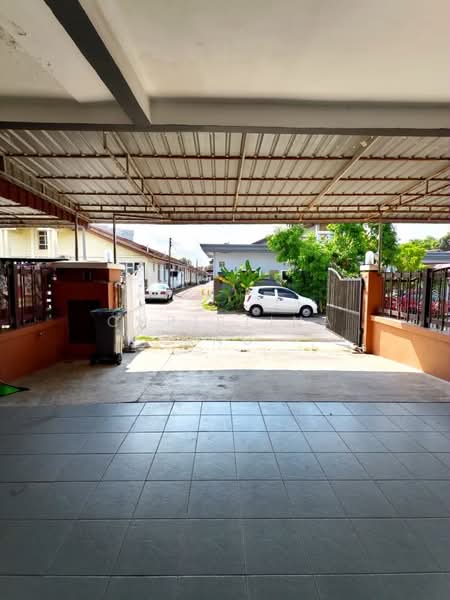 1-storey Terraced House for Sale in Taman Seri Austin (Tebrau) - Christina Ang - Exterior - PropertyGuru.com.my