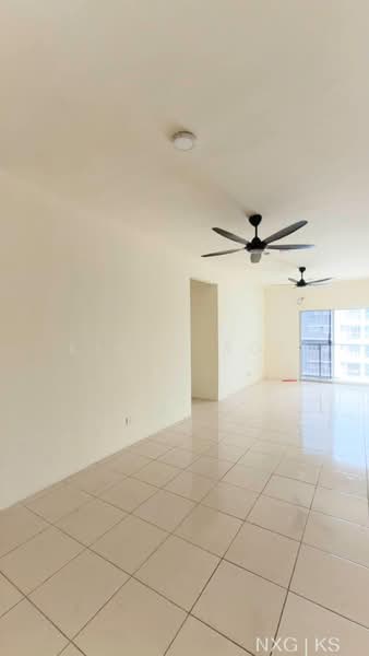 Pangsapuri untuk Disewa di Melodi Perdana - Kings Soe - Living Room - PropertyGuru.com.my