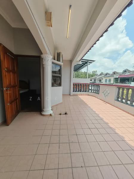 2-storey Terraced House for Sale in Taman Sri Putri (Skudai) - Zack Chow - Balcony - PropertyGuru.com.my