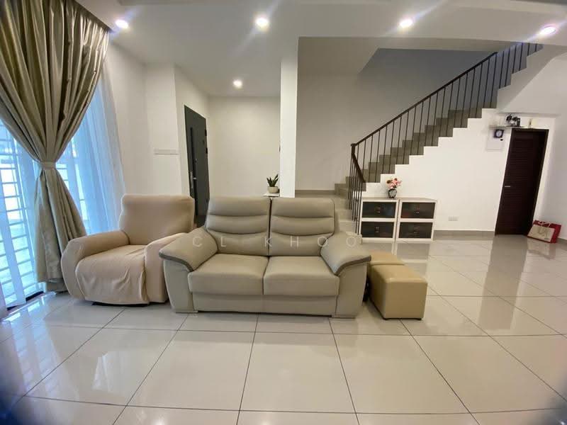 2-storey Terraced House for Sale in Taman Putra Prima (Puchong) - Cl Khoo - Living Room - PropertyGuru.com.my