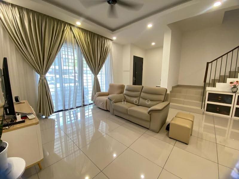 2-storey Terraced House for Sale in Taman Putra Prima (Puchong) - Cl Khoo - Living Room - PropertyGuru.com.my