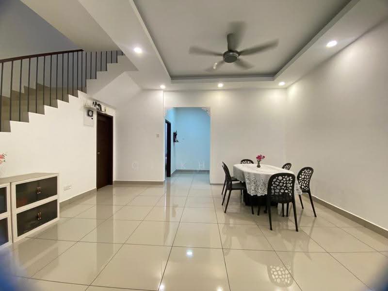 2-storey Terraced House for Sale in Taman Putra Prima (Puchong) - Cl Khoo - Dining Room - PropertyGuru.com.my