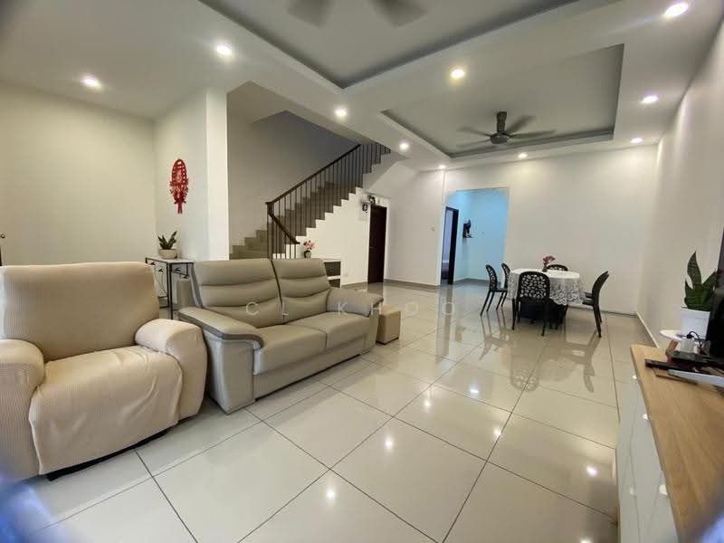 2-storey Terraced House for Sale in Taman Putra Prima (Puchong) - Cl Khoo - Living Room - PropertyGuru.com.my