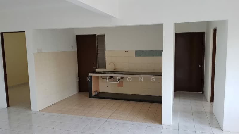 Pangsapuri untuk Dijual di saujana apartment - JK Leong - Kitchen - PropertyGuru.com.my
