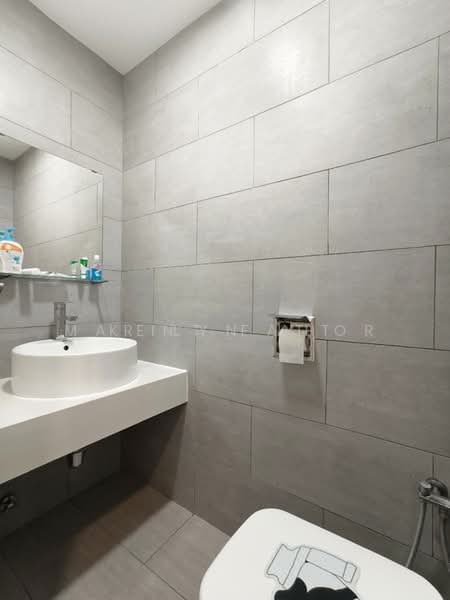 Service Residence for Sale at Arte Mont Kiara - Kent Fatt - Bathroom - PropertyGuru.com.my