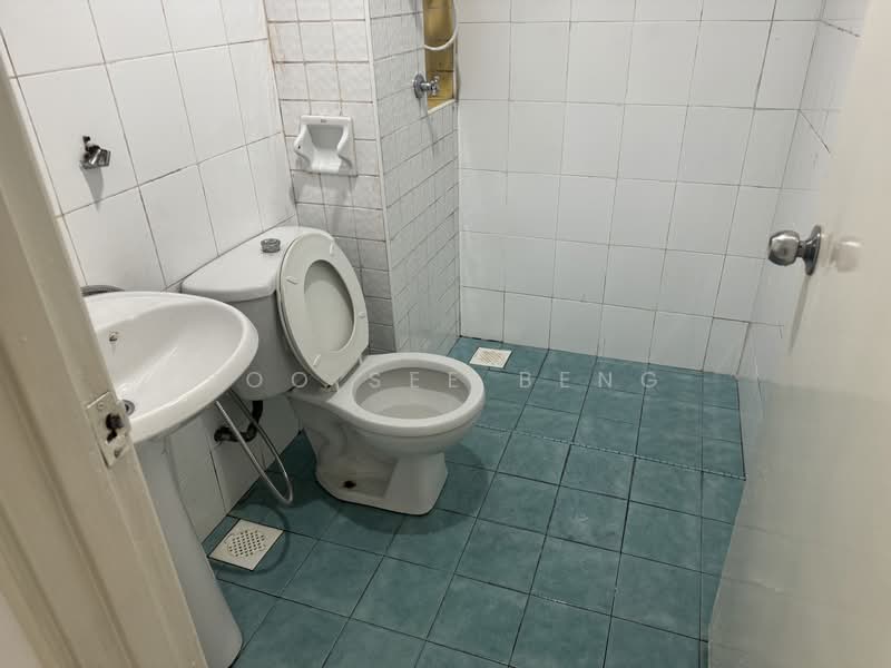 Service Residence for Rent at Metropolitan Square Service Residence - Soo See Beng - Bathroom - PropertyGuru.com.my
