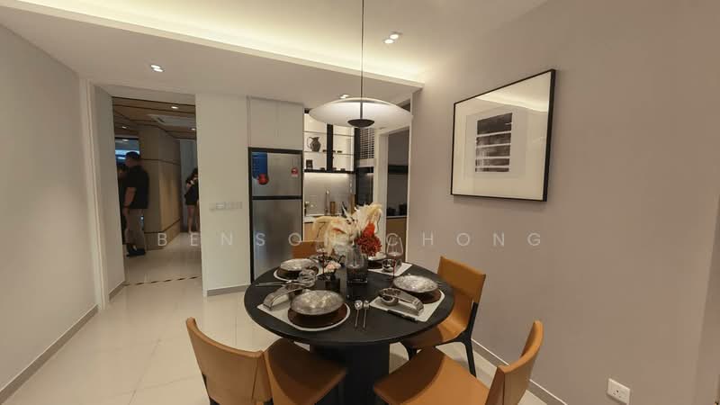 Servis Apartment untuk Dijual di Bodaiju Residences - Benson Chong - Dining Room - PropertyGuru.com.my