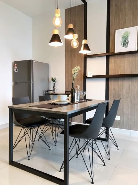 Servis Apartment untuk Disewa di LakePark Residence @ KL North - Pearl Ho - Dining Room - PropertyGuru.com.my