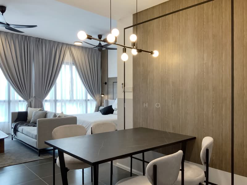 Servis Apartment untuk Disewa di Ativo Suites @ Damansara Avenue - Pearl Ho - Living Room - PropertyGuru.com.my