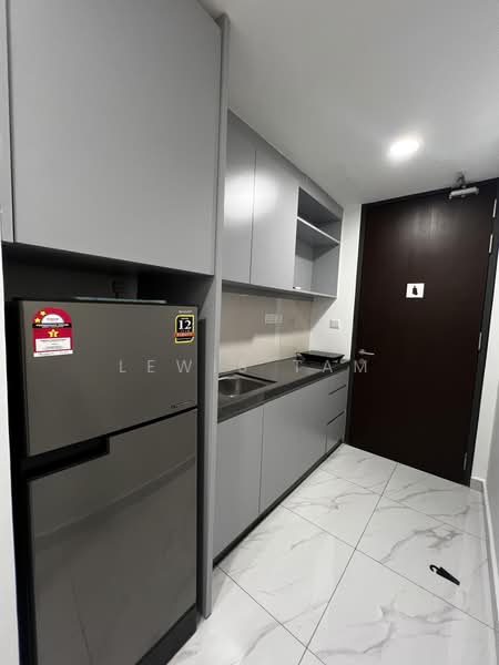 Kondominium untuk Dijual di The Fennel - Lewis Tam - Kitchen - PropertyGuru.com.my
