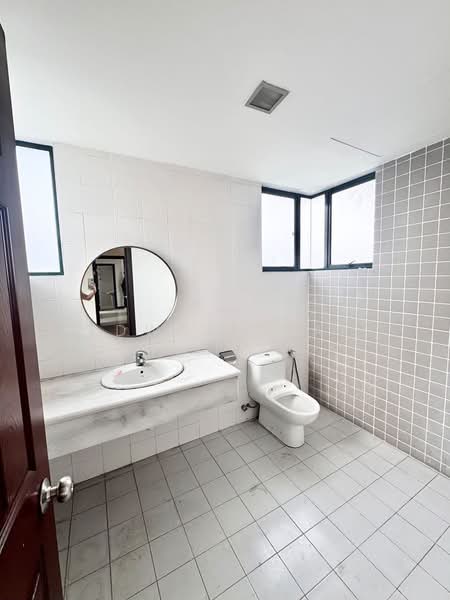 Kondominium untuk Disewa di Nadia Parkfront - Edward Yap - Bathroom - PropertyGuru.com.my