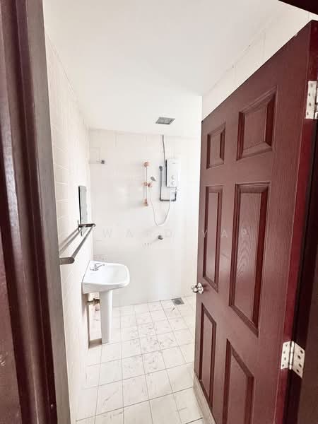 Kondominium untuk Disewa di Nadia Parkfront - Edward Yap - Bathroom - PropertyGuru.com.my