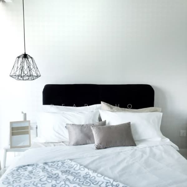 Servis Apartment untuk Disewa di Mercu Summer Suites - Pearl Ho - Bedroom - PropertyGuru.com.my