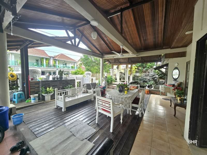 Rumah Banglo untuk Dijual di Seksyen 3 (Bangi) - Azli Ibrahim - Exterior - PropertyGuru.com.my