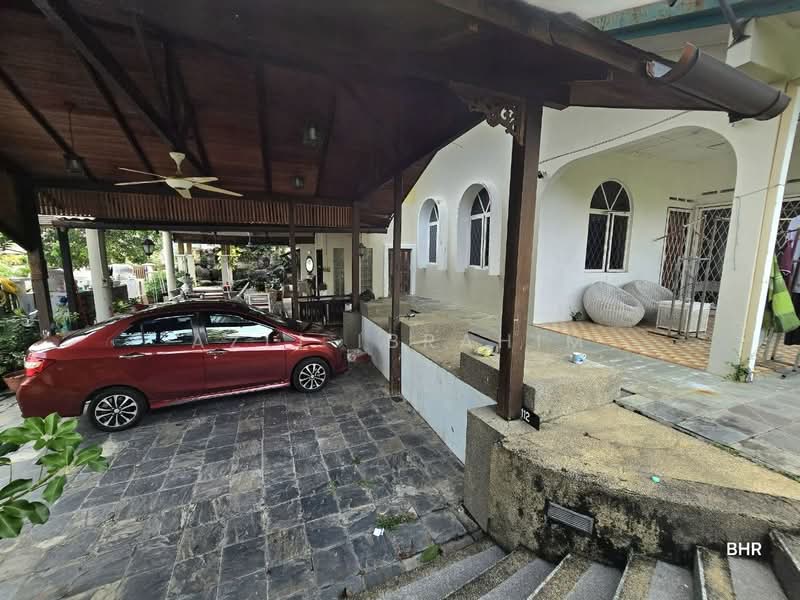 Rumah Banglo untuk Dijual di Seksyen 3 (Bangi) - Azli Ibrahim - Exterior - PropertyGuru.com.my