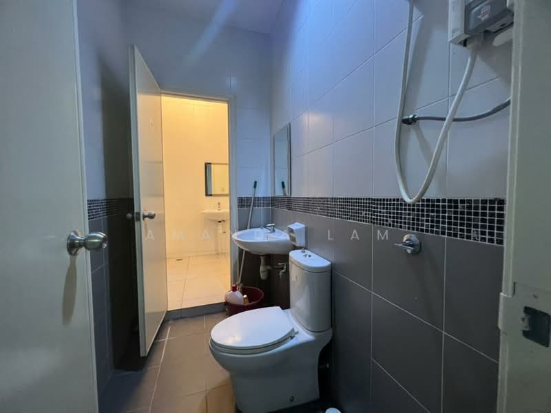 Semi-Detached House for Sale in Tree Residency (Bayan Lepas) - Amanda Lam - Bathroom - PropertyGuru.com.my