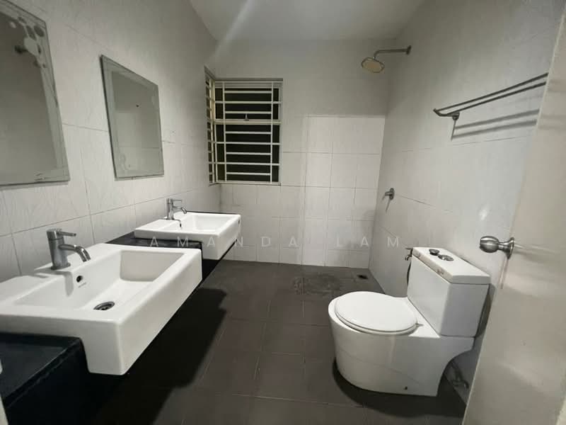 Semi-Detached House for Sale in Tree Residency (Bayan Lepas) - Amanda Lam - Bathroom - PropertyGuru.com.my