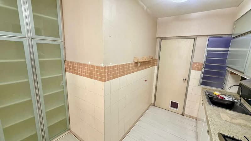 Kondominium untuk Dijual di Perdana Exclusive - Azli Ibrahim - Kitchen - PropertyGuru.com.my