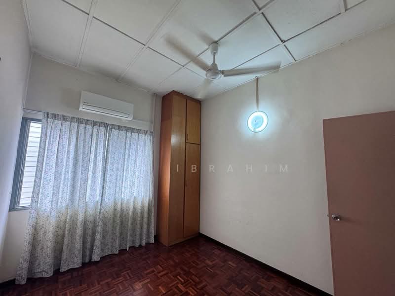 2-storey Terraced House for Sale in Bukit Indah (Ampang) - Azli Ibrahim - Bedroom - PropertyGuru.com.my