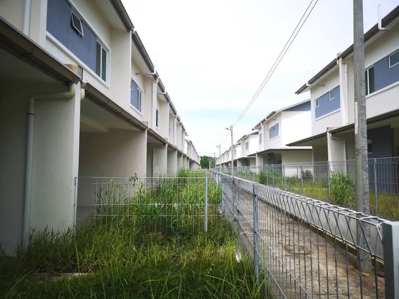 Rumah Teres 2 Tingkat untuk Dijual di Moyan (Kuching) - Jay Law - PropertyGuru.com.my
