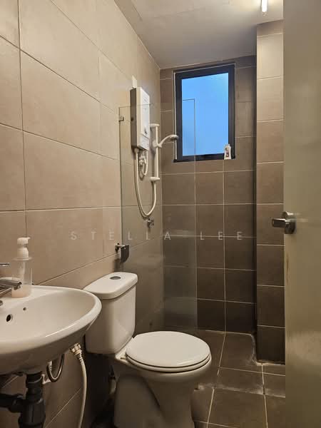 Condominium for Sale at Sutera Pines - Stella Lee - Bathroom - PropertyGuru.com.my