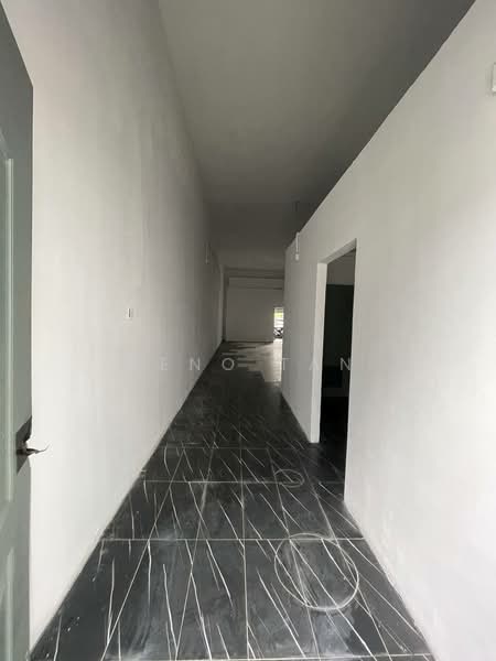 Shop for Rent in Kuching (Sarawak) - Jeno Tan - Corridor - PropertyGuru.com.my