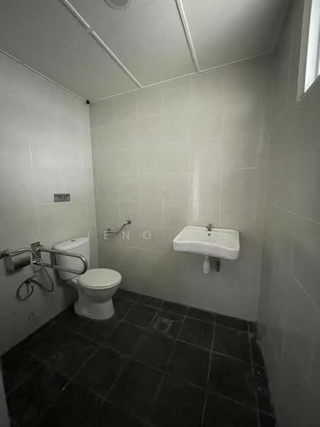 Shop for Rent in Kuching (Sarawak) - Jeno Tan - Bathroom - PropertyGuru.com.my